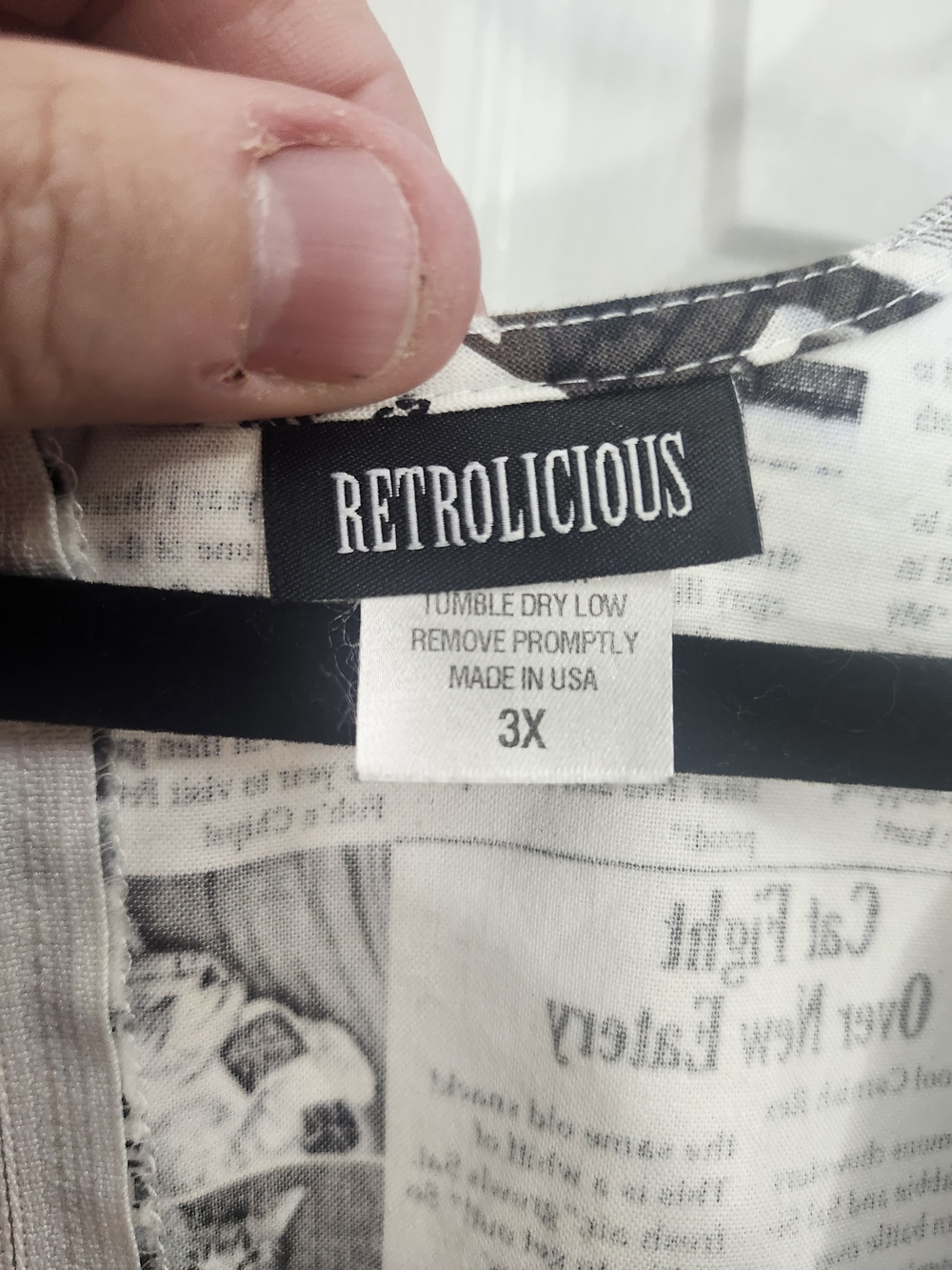 Retrolicious Cat Newspaper Print Dress | Made in USA | 3X (≈ Torrid 2X Fit) - Picture 7 of 7